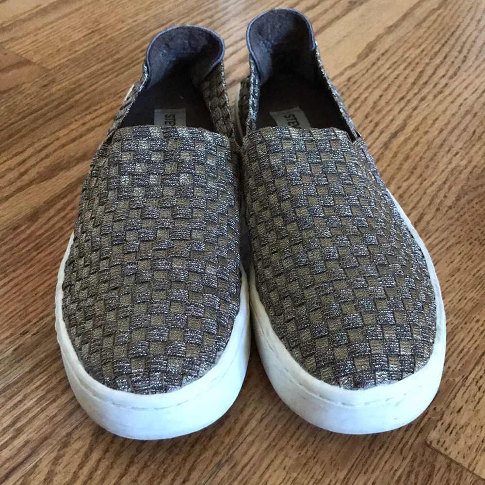 Steve Madden Slip-ons